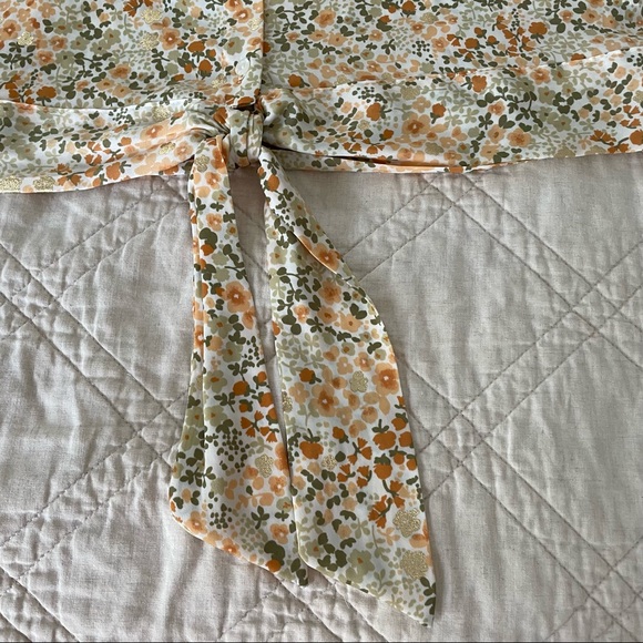 NWT LC Lauren Conrad Micro Floral Tie Front Long Sleeve Button Up Blouse Size M - Picture 7 of 13